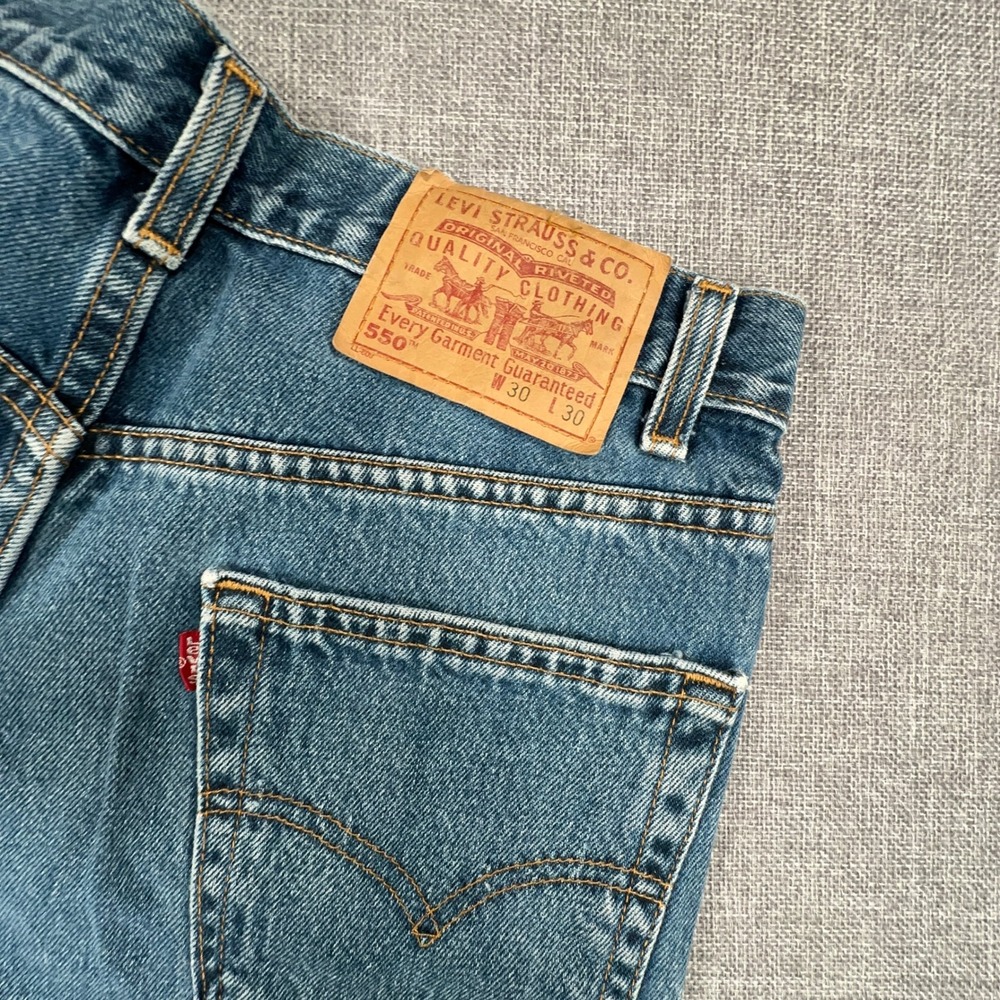 Vintage Levis 550 Relaxed Fit Jeans Mens 30x30 (Fits 28x30) 90s Y2K Made in USA